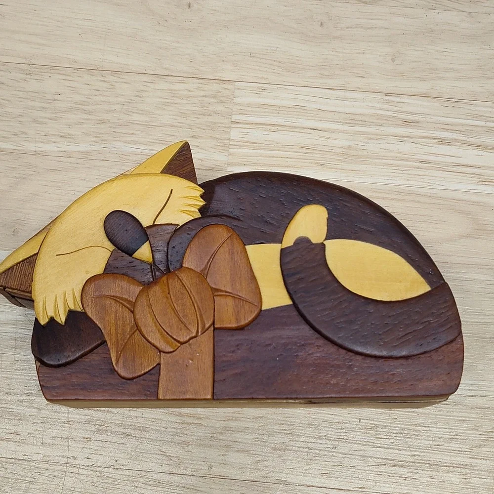 Sleeping Kitten CARVER DANS handcrafted Cat Solid Wood Puzzle Trinket Box